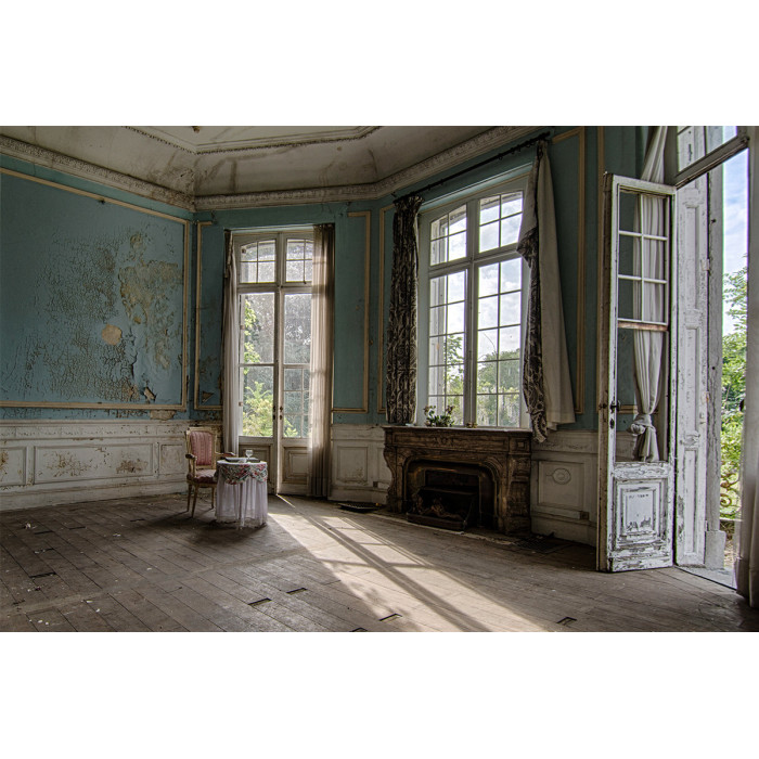 Wanddecoratie © Karin Beijers - Urbex - Cinderrella's dream (6227.1041)